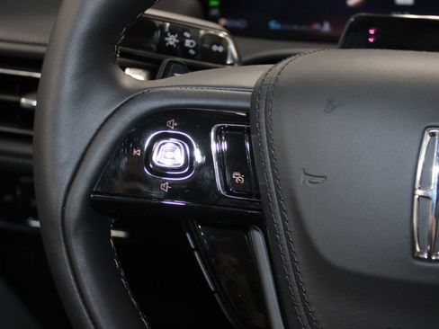 New 2026 Lincoln Aviator Reserve w/ Luxury Package RWD image 38