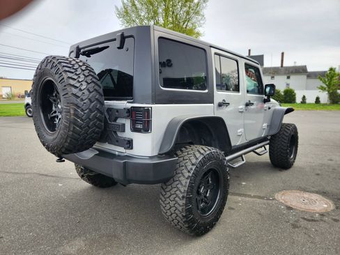 Used 2011 Jeep Wrangler Unlimited Sport AWD/4WD image 16