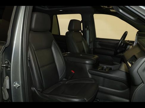 Used 2021 Chevrolet Tahoe Z71 w/ Z71 Signature Package image 34