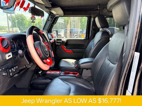 Used 2013 Jeep Wrangler Unlimited Rubicon AWD/4WD image 6