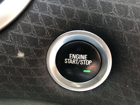 Used 2023 Chevrolet Malibu LT image 31