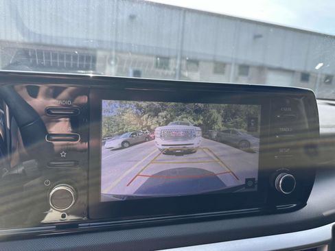 Used 2022 Kia K5 LXS image 24