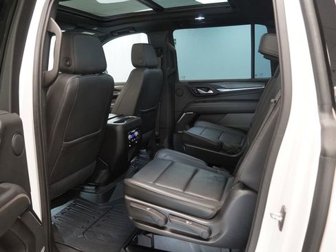 Used 2021 GMC Yukon XL Denali AWD/4WD image 19