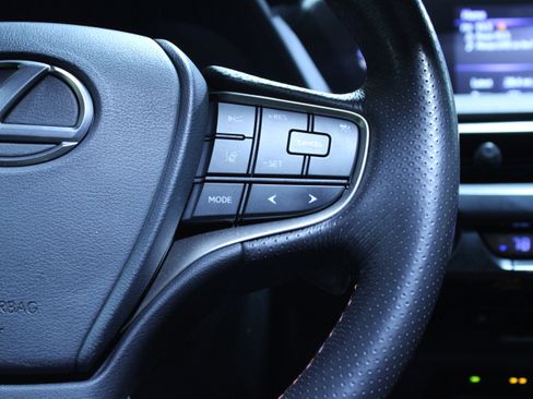 Used 2019 Lexus UX 200 F Sport w/ F Sport Premium Package image 13