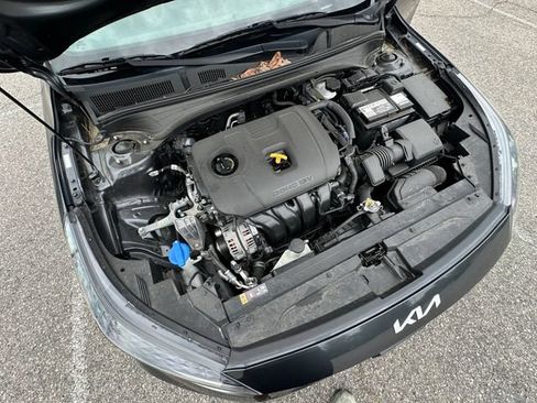 Used 2023 Kia Forte LXS FWD image 31