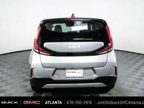 Used 2025 Kia Soul LX FWD image 24
