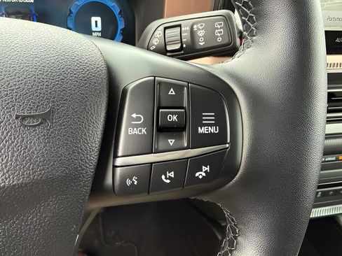 Used 2025 Ford Bronco Sport Outer Banks w/ Outer Banks Tech Package+ AWD/4WD image 19