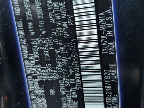 Used 2024 Toyota Highlander LE image 22