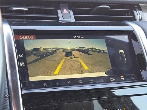 Used 2020 Land Rover Discovery Sport SE R-Dynamic image 13