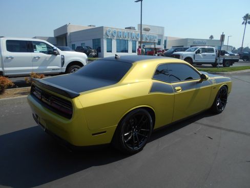 Used 2021 Dodge Challenger R/T Scat Pack w/ T/A Package image 4