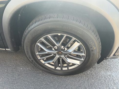 Used 2024 Nissan Rogue S AWD/4WD image 13