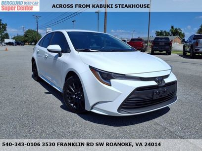 Used 2025 Toyota Corolla LE