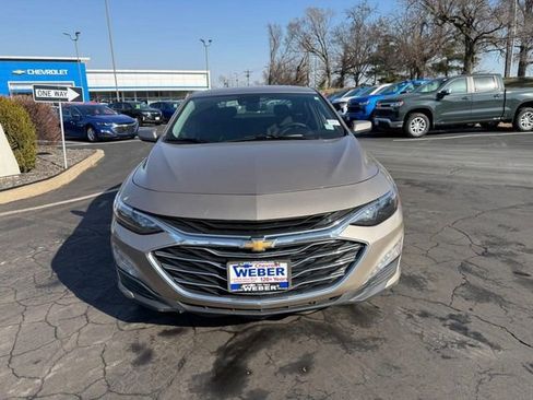 Used 2024 Chevrolet Malibu LT image 9