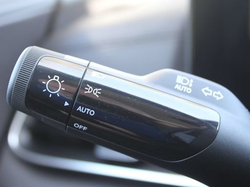 New 2026 Kia Carnival EX FWD image 35