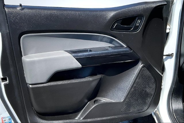 Used 2021 Chevrolet Colorado W/T RWD image 18