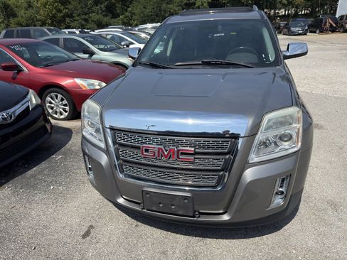 Used 2012 GMC Terrain SLT w/ Chrome and Technology Package FWD image 4
