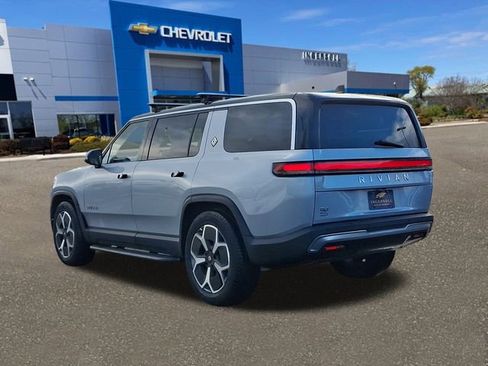 Used 2024 Rivian R1S Adventure image 4