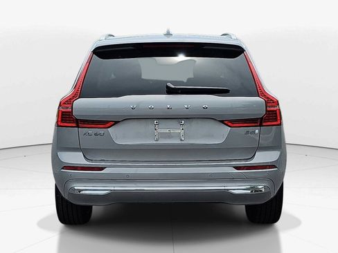Used 2023 Volvo XC60 B5 Plus w/ Protection Package Premier FWD image 5