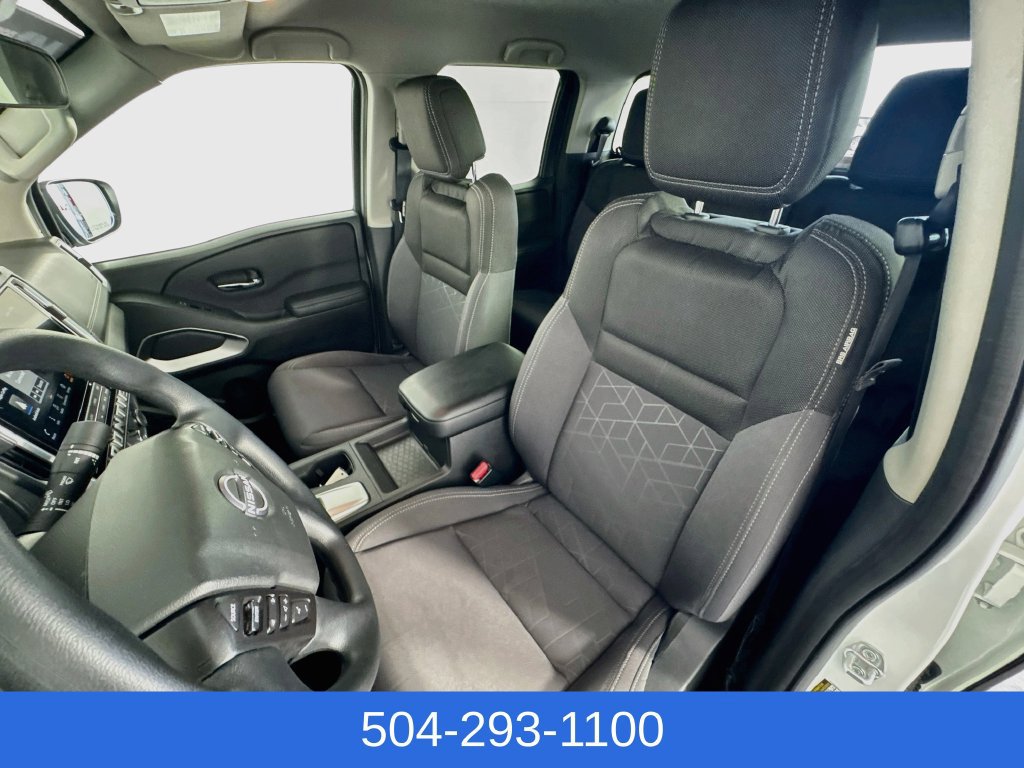 Used 2026 Nissan Frontier SV RWD image 21