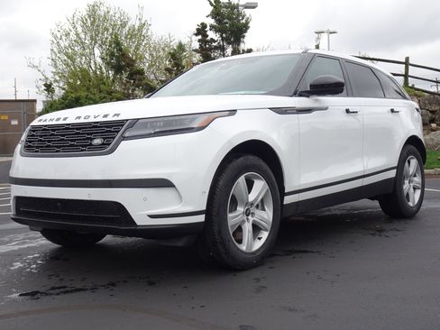 New 2026 Land Rover Range Rover Velar S image 7