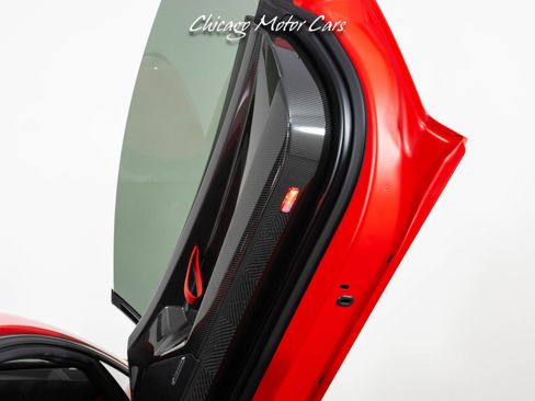 Used 2019 Lamborghini Aventador SVJ AWD/4WD image 40