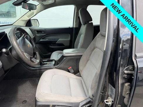 Used 2020 Chevrolet Colorado W/T w/ WT Convenience Package RWD image 6