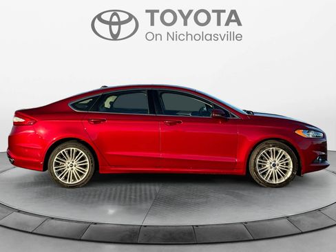 Used 2016 Ford Fusion SE w/ Equipment Group 202A image 7