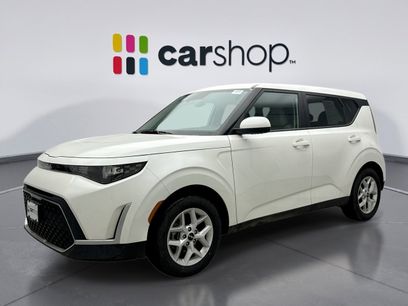 Used 2025 Kia Soul LX w/ LX Technology Package