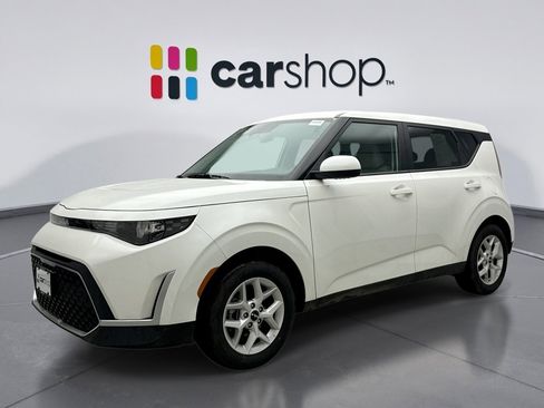 Used 2025 Kia Soul LX w/ LX Technology Package image 1