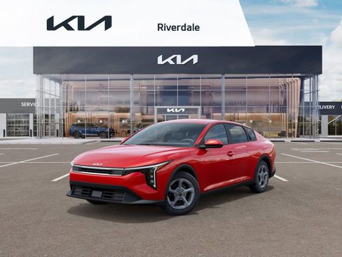 Used 2025 Kia K4 FWD image 1
