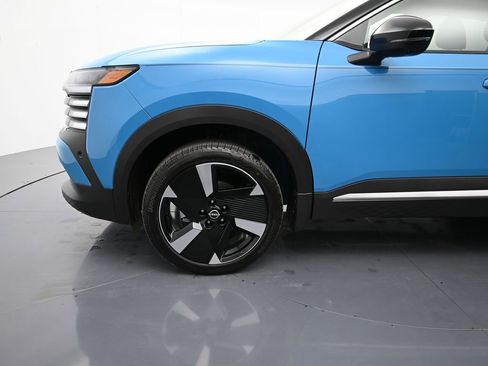 New 2026 Nissan Kicks SR FWD image 9