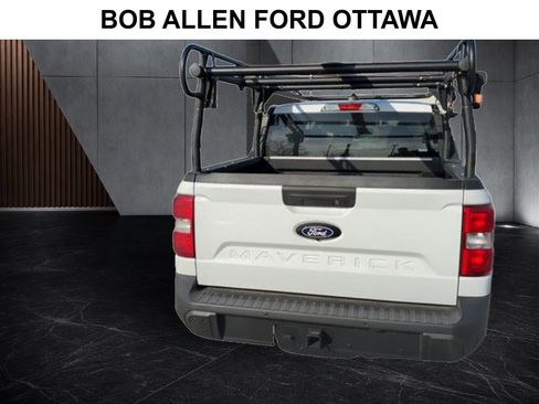 Used 2025 Ford Maverick XLT w/ Equipment Group 302A AWD/4WD image 12