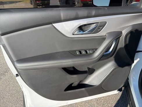 Used 2023 Chevrolet Blazer LT w/ Driver Confidence Package image 12