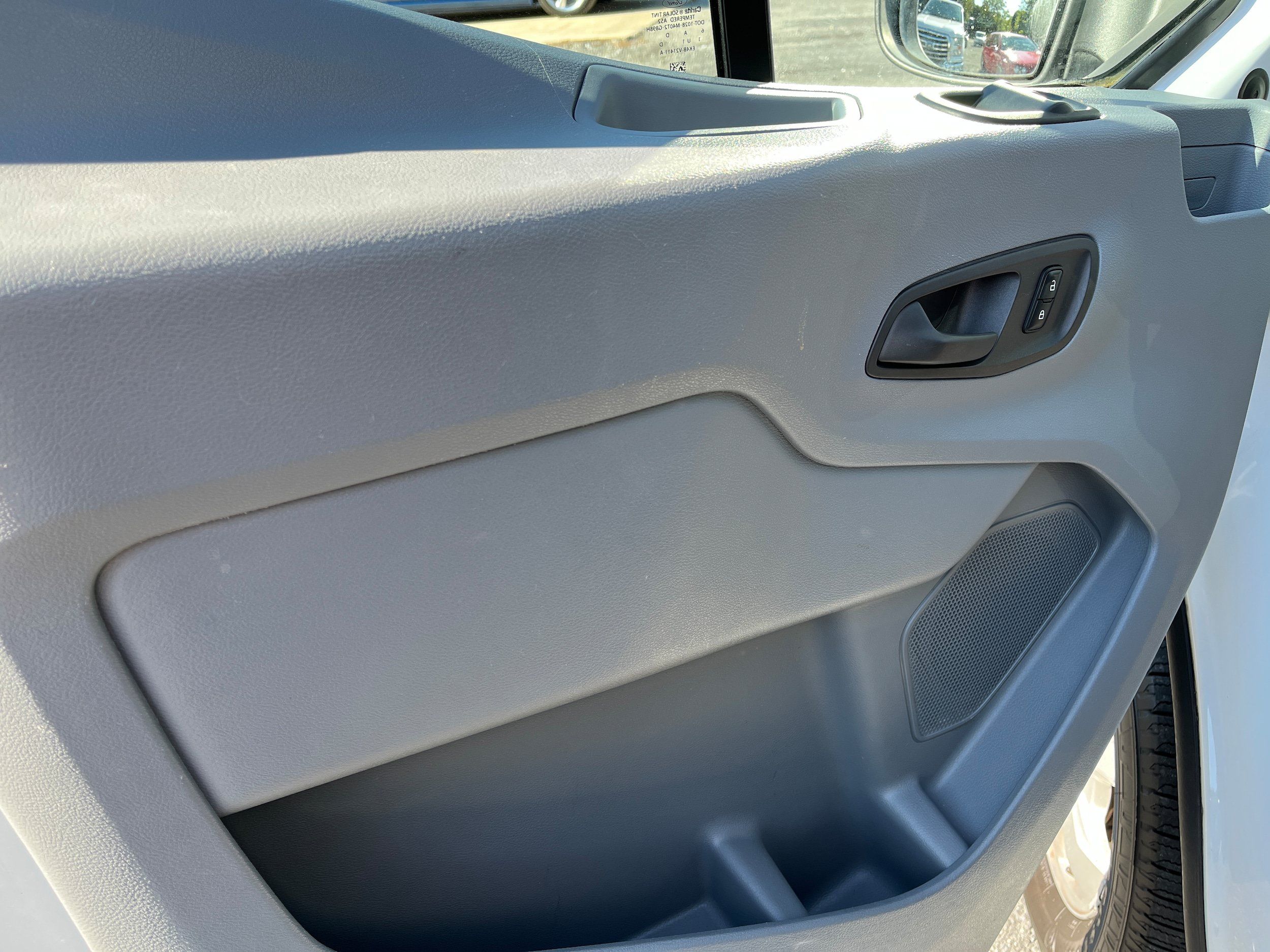 Used 2017 Ford Transit 350 XLT RWD image 16