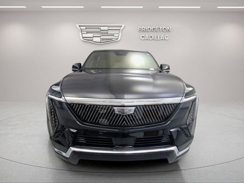 New 2026 Cadillac Escalade IQ Luxury 1 image 2