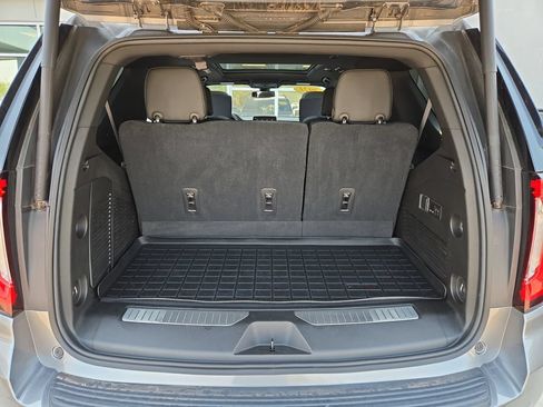 Used 2021 GMC Yukon AT4 w/ AT4 Premium Package AWD/4WD image 29