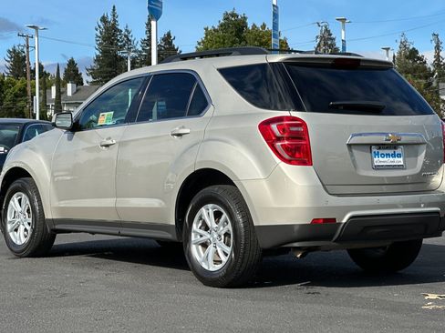 Used 2016 Chevrolet Equinox LT w/ Convenience Package FWD image 3