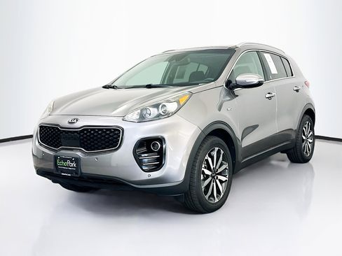 Used 2017 Kia Sportage EX w/ EX Technology Package AWD/4WD image 3