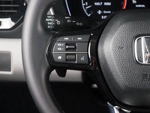 Used 2023 Honda Pilot EX-L image 22