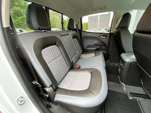 Used 2022 Chevrolet Colorado Z71 image 36