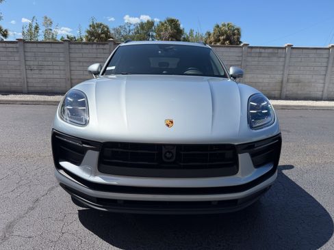 New 2026 Porsche Macan AWD/4WD image 9