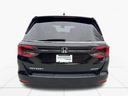 Used 2023 Honda Odyssey Sport image 7