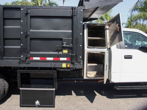 Used 2018 Ford F550 2WD Regular Cab Super Duty image 16