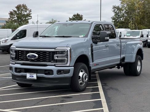 New 2026 Ford F350 Platinum AWD/4WD image 5