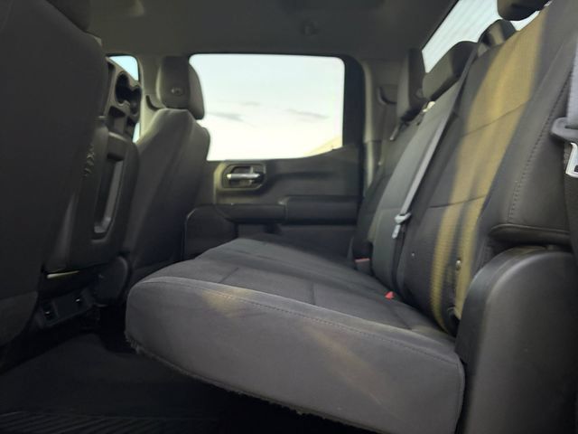 Used 2019 Chevrolet Silverado 1500 Custom Trail Boss w/ Custom Convenience Package AWD/4WD image 17