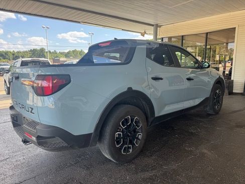 Used 2022 Hyundai Santa Cruz SEL AWD/4WD image 2
