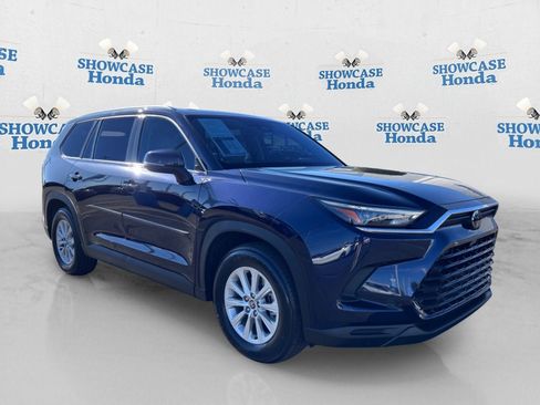 Used 2024 Toyota Grand Highlander FWD image 10