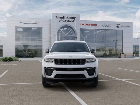 New 2026 Jeep Grand Cherokee L Limited w/ Limited Altitude Package AWD/4WD image 7