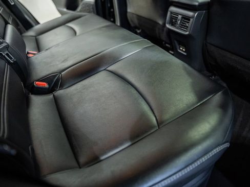 Used 2021 Toyota RAV4 XLE Premium image 30