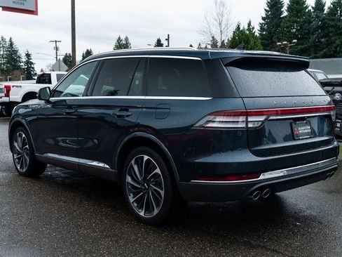 Used 2024 Lincoln Aviator Reserve w/ Equipment Group 201A image 4